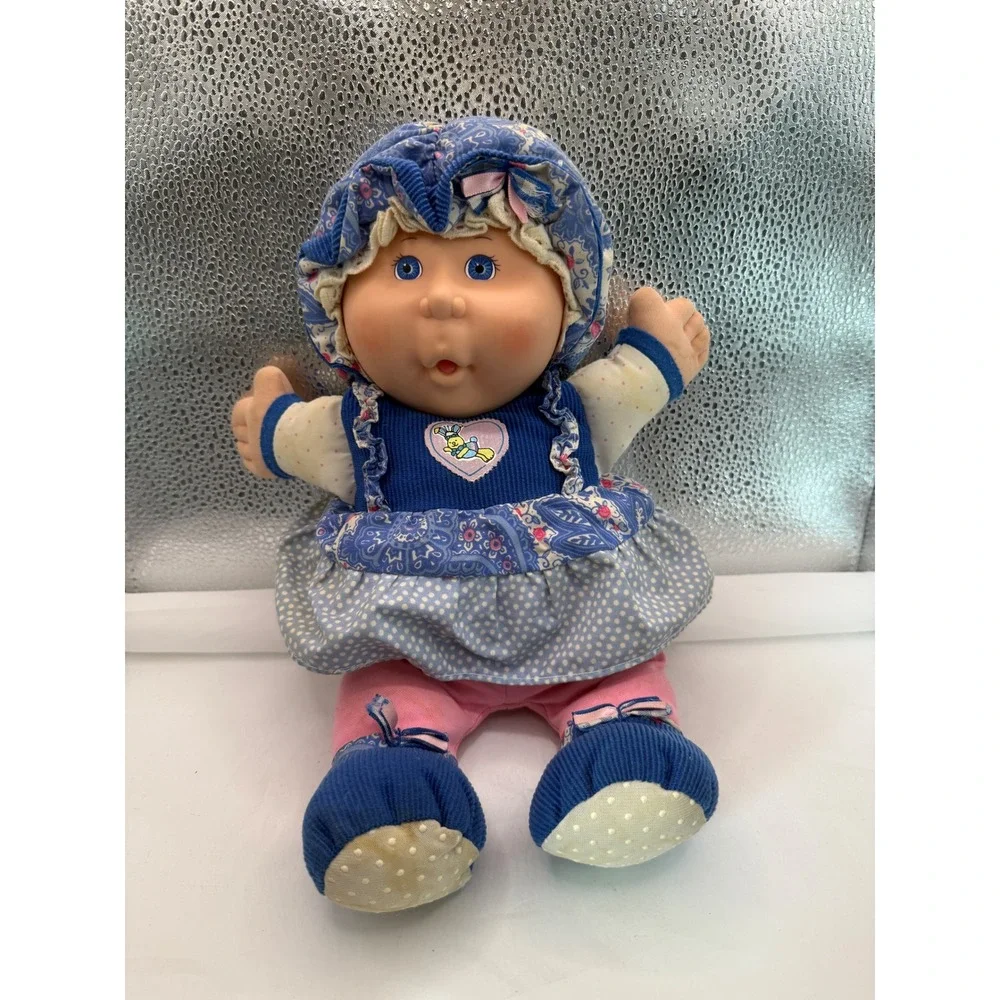 Vintage 1984 Cabbage Patch‎ Kids Doll Blue Eyes Dress Hat Girl Toy Coleco